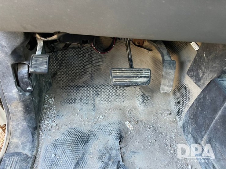 2012-gmc-3500hd-image-44