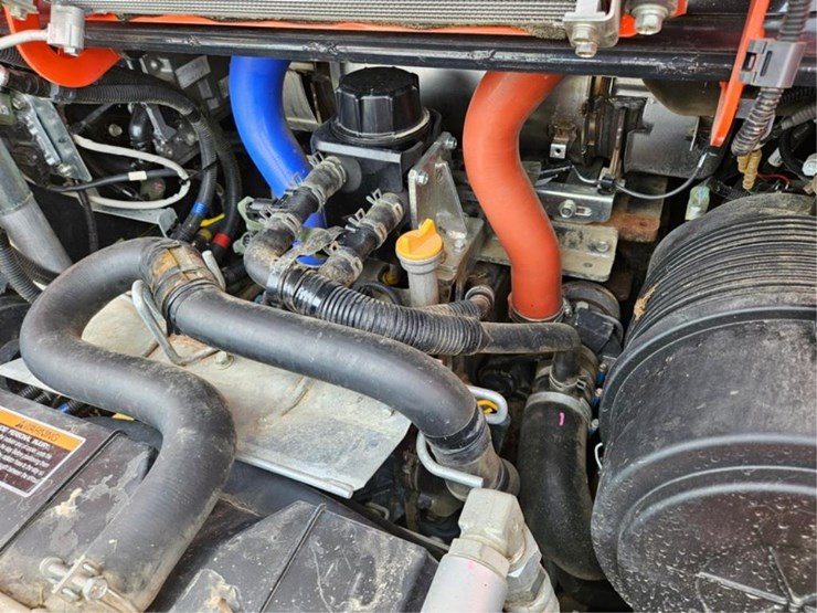 kubota-svl95-2s-image-17
