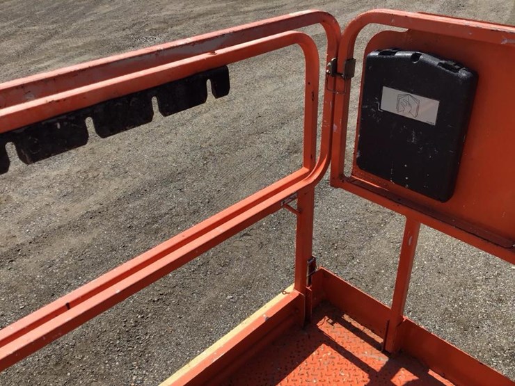 2002-jlg-4069le-image-12