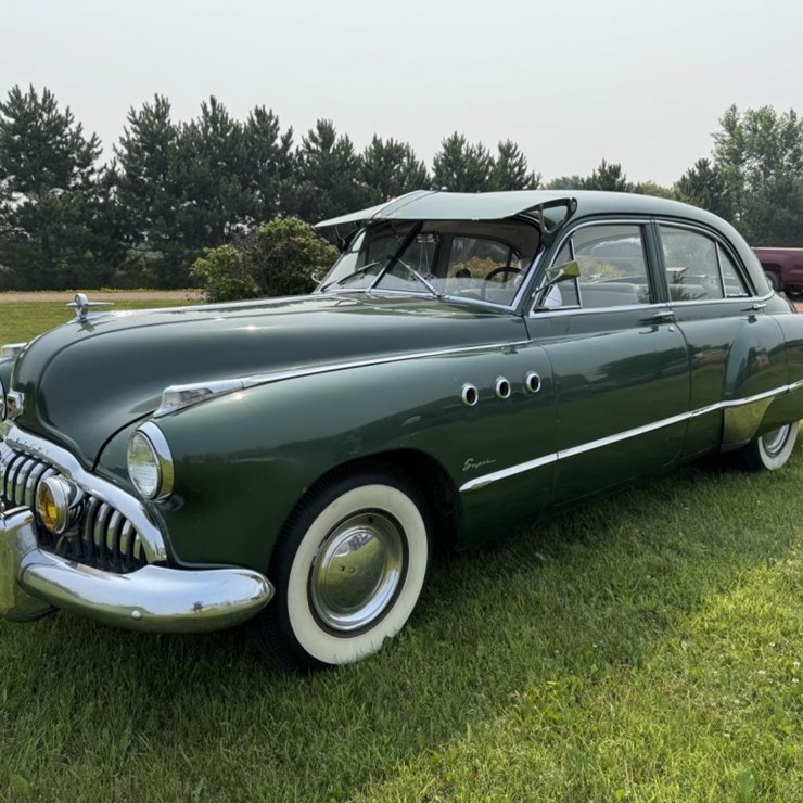 #1062 • 1949 Buick Series 50 Super Sedan