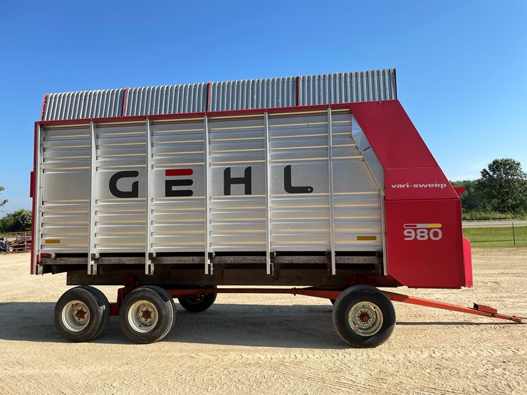 gehl-980-image-4