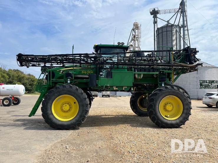 2014-john-deere-4730-image-21