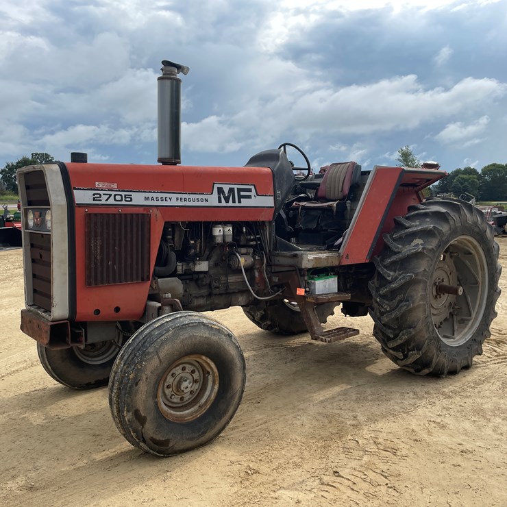 MASSEY-FERGUSON 2705