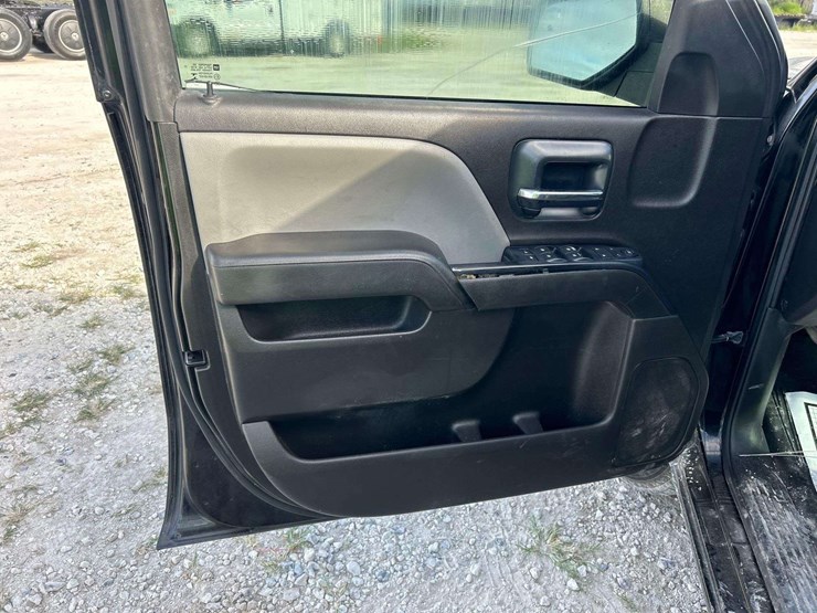 2016-chevrolet-silverado-1500-image-10