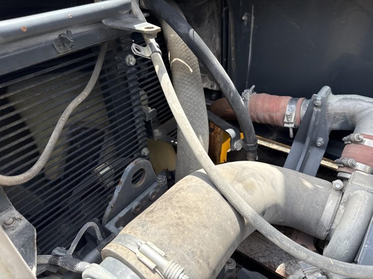 2015-komatsu-pc490-lc-11-image-45
