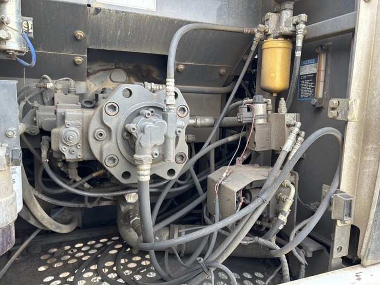 link-belt-210-x2-image-38