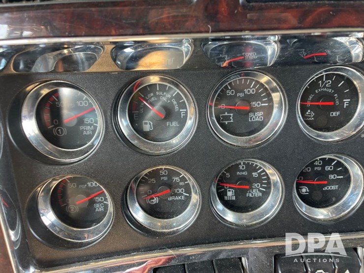 2013-kenworth-t660-image-68