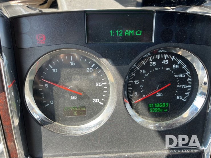 2013-kenworth-t660-image-64