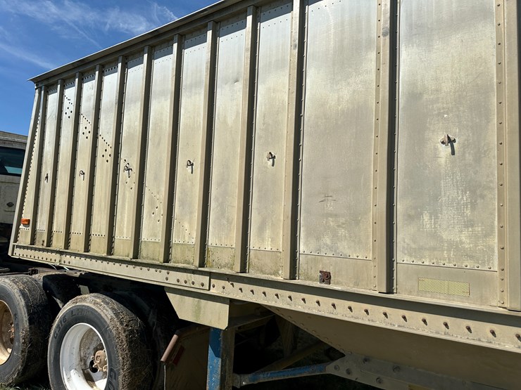 #32158-•-hobbs-42'-t/a-aluminum-hopper-bottom-trailer-vin:-blv-9983-04-image-46