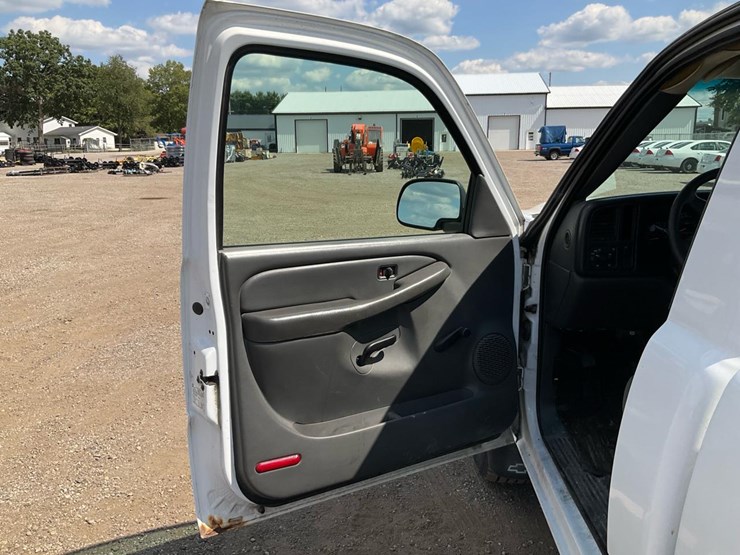 2006-chevrolet-k1500-image-56
