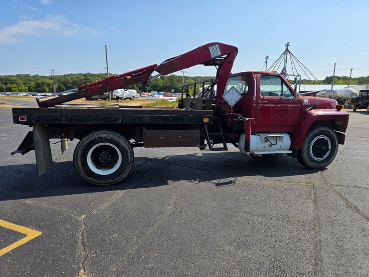 1990-ford-f800-image-25