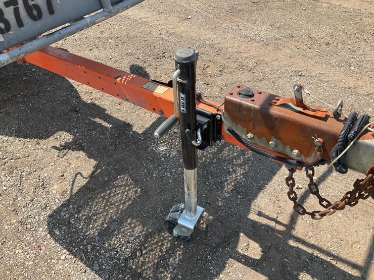 2012-jlg-t350-image-16