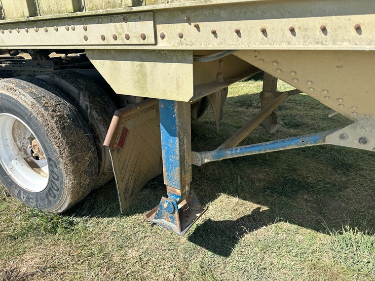 #32158-•-hobbs-42'-t/a-aluminum-hopper-bottom-trailer-vin:-blv-9983-04-image-25