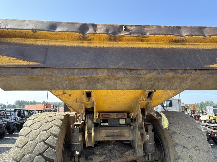 komatsu-hm400-2-image-42