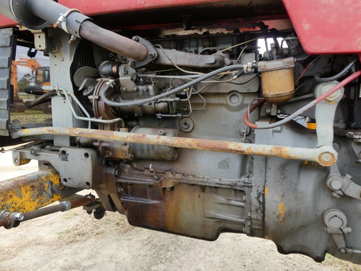 massey-ferguson-165-image-8