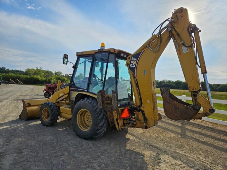 caterpillar-430d-image-3