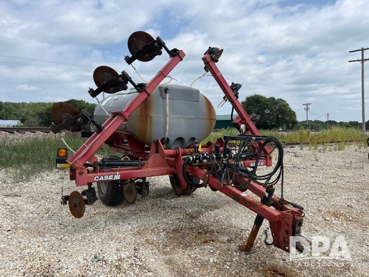 case-ih-2800-image-3