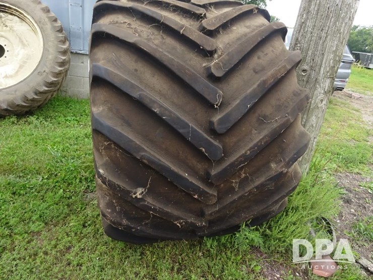 good-year-flotation-tire-(pz13889)-image-3