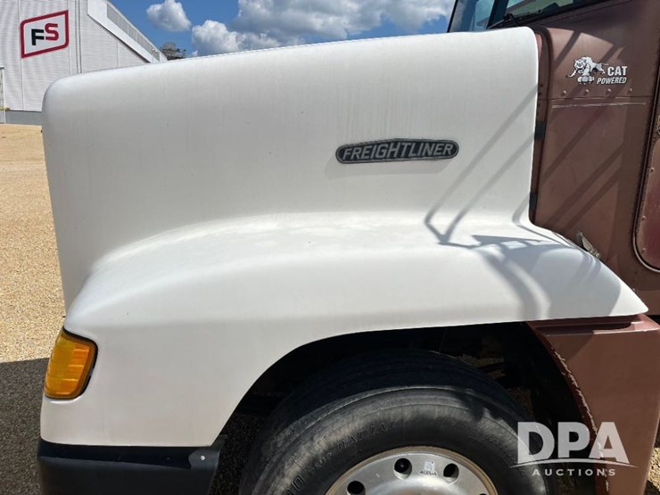 1991-freightliner-truck-(jn2955,-unit-758)-image-18