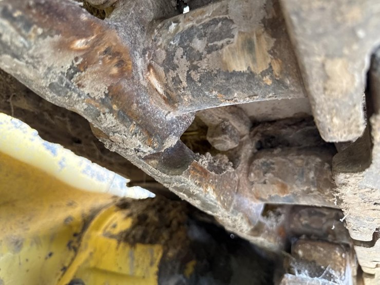 2014-komatsu-d65px-17-image-62