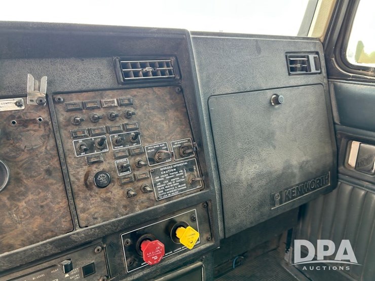 1995-kenworth-t600-image-36