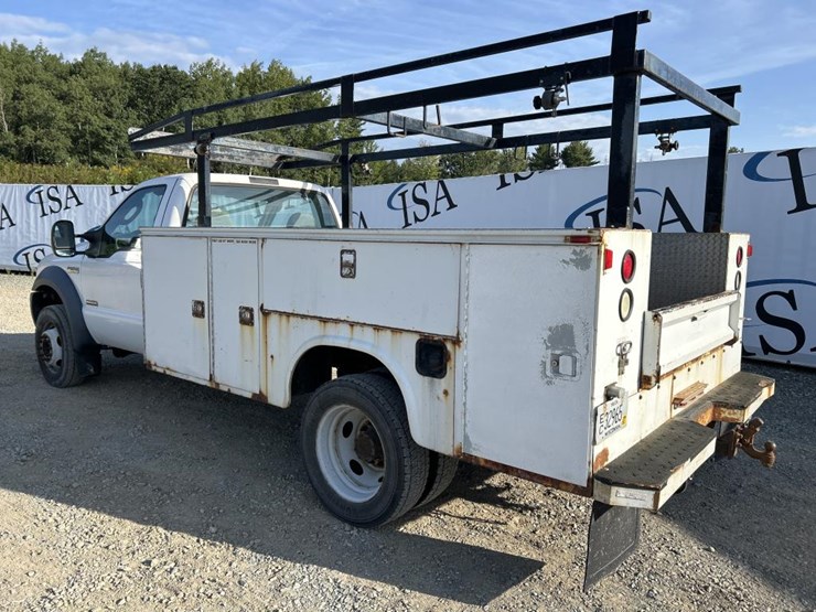 2006-ford-f550-image-3