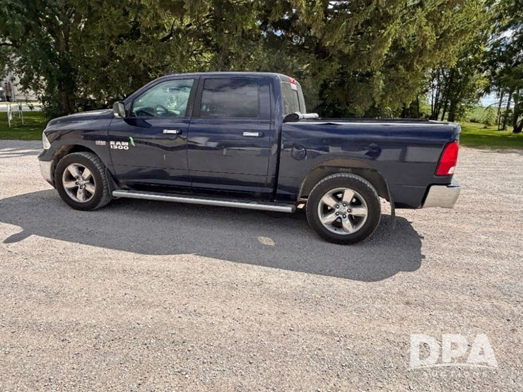 2016-dodge-ram-1500-image-10