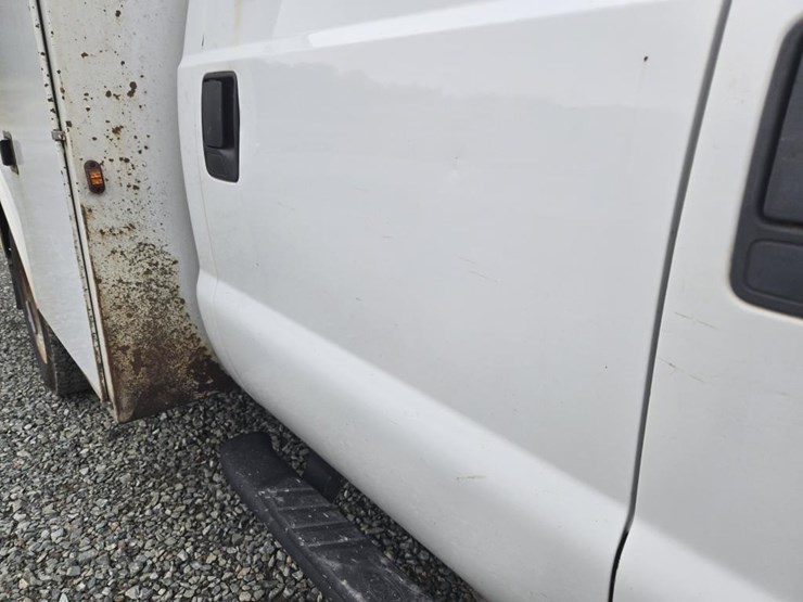 2011-ford-f550-image-20