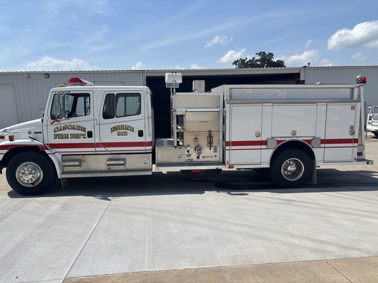 1998-freightliner-fl80-image-2