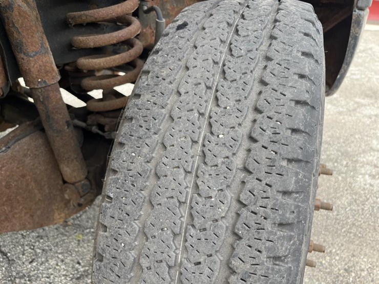 2005-ford-f350-image-42