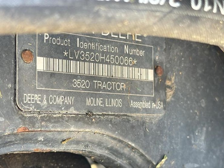 2007-john-deere-3520-image-9