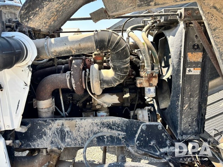 1986-peterbilt-359-image-62