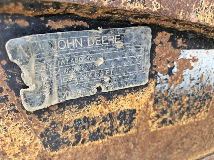 deere-331g-image-11