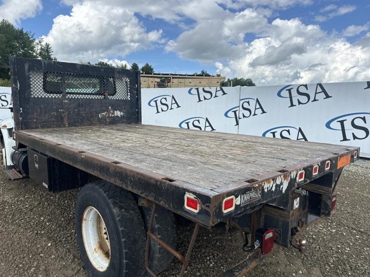 2005-international-durastar-4200-image-12
