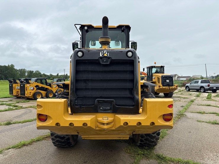 2016-caterpillar-938m-image-4