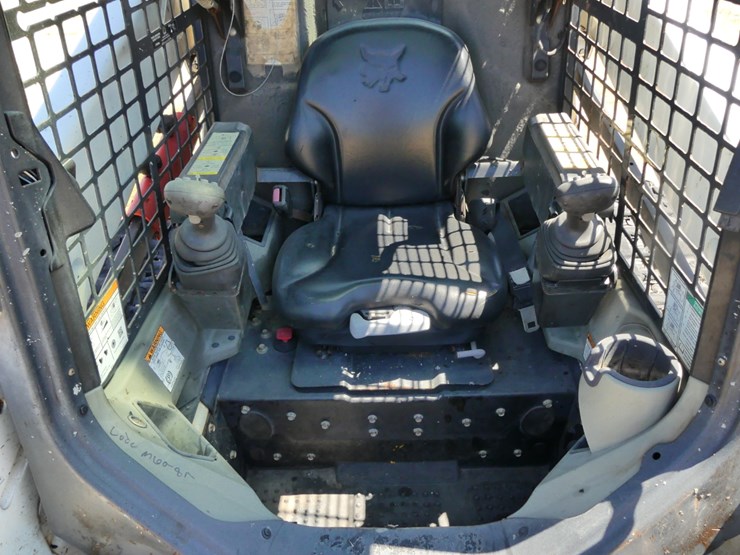 2018-bobcat-t590-image-12
