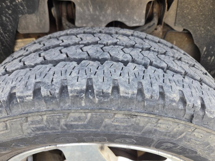 2013-chevrolet-2500hd-image-68