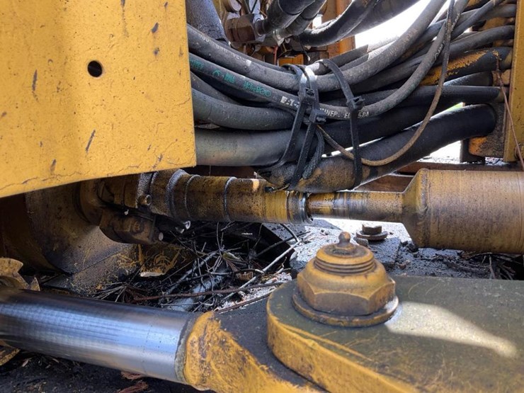 1985-deere-648d-image-24