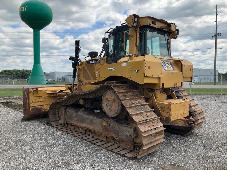 2012-caterpillar-d6t-lgp-image-3