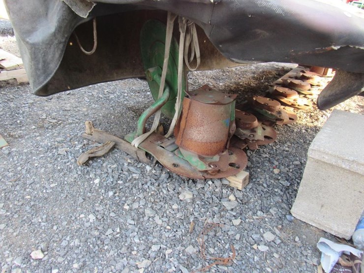 john-deere-275-image-8