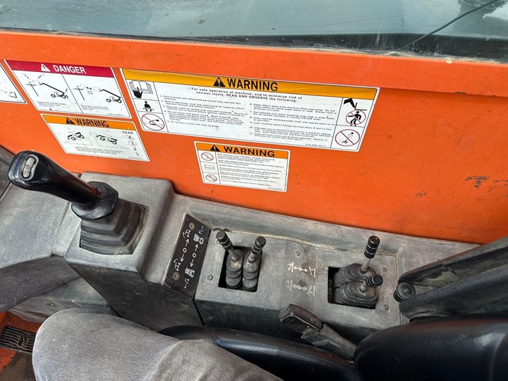 jlg-g10-55a-image-14