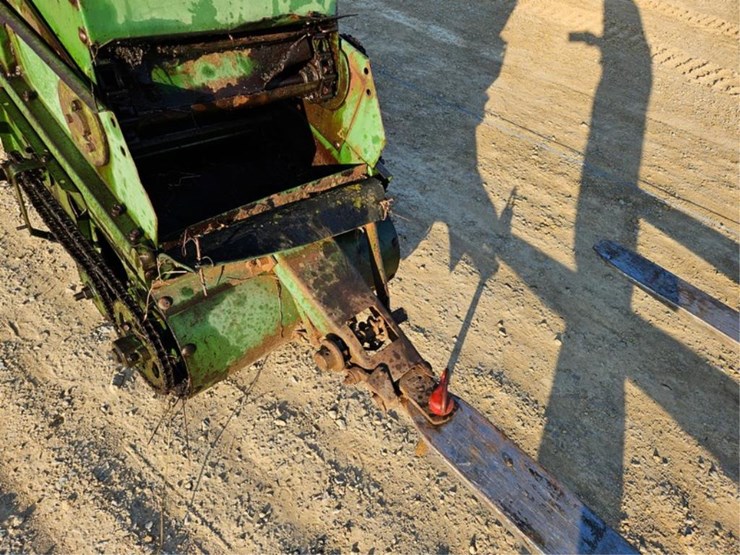 john-deere-350-image-9