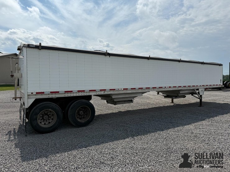 2014-wilson-grain-trailer-image-5