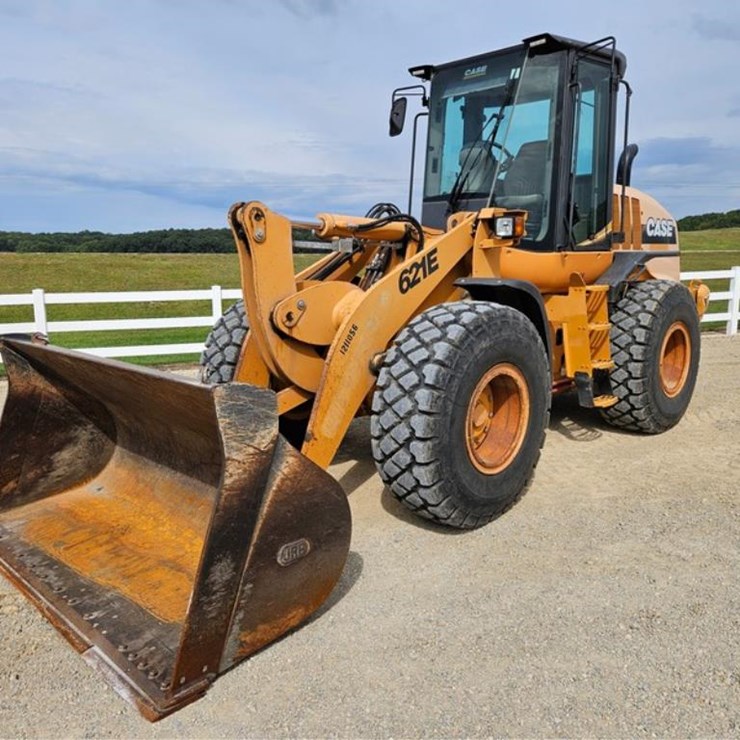 CASE 621E