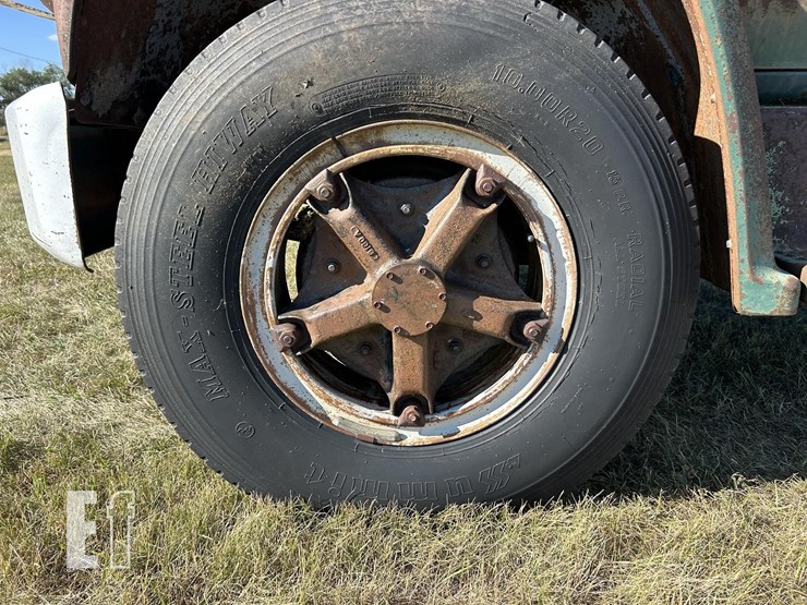 1974-chevrolet-c65-image-12