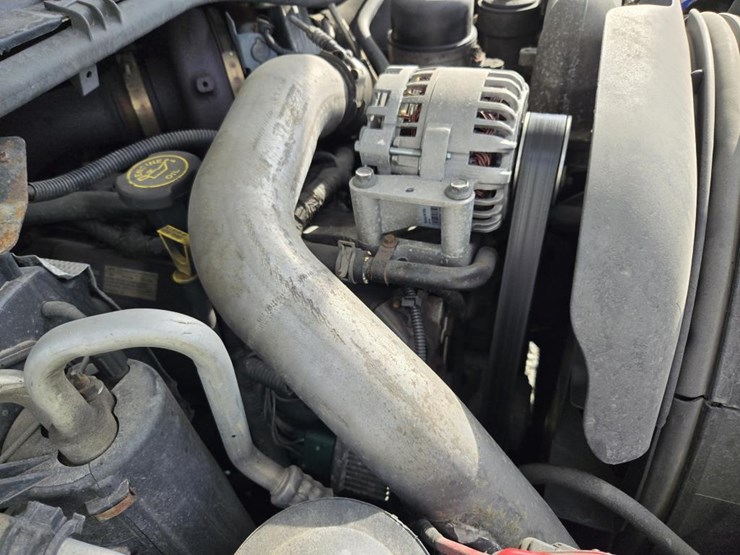 2006-ford-f550-image-42