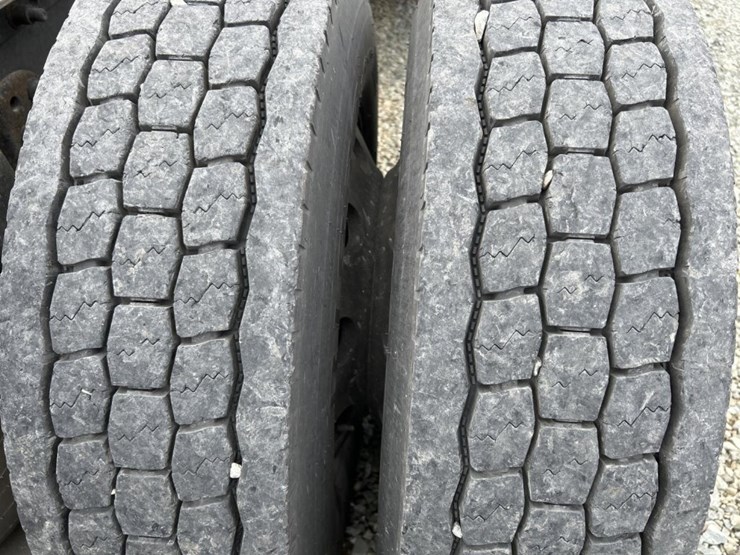 #5003-•-2009-freightliner-sleeper-cab-truck-tractor-image-63