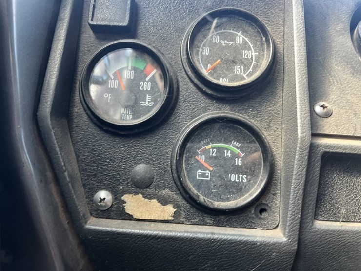 1996-mack-rb688s-image-42