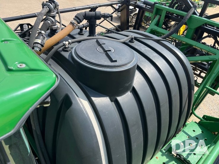 2014-john-deere-4730-image-56