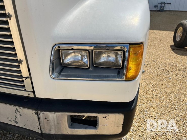 1991-freightliner-truck-(jn2955,-unit-758)-image-22